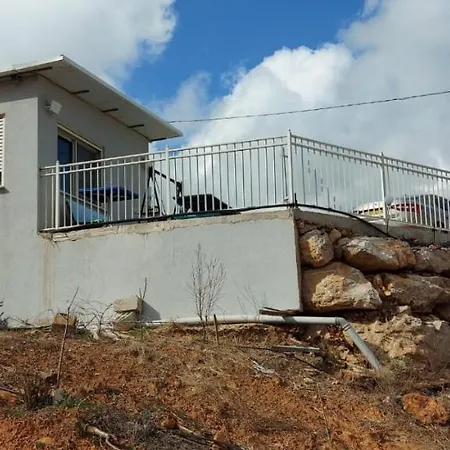 קסם החרמון Apartment Majdal Shams Exterior photo