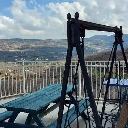 קסם החרמון Apartment Majdal Shams Exterior photo